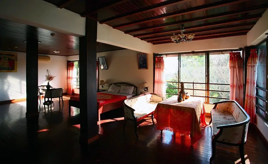 Bao Dai Villa at Lak Lake