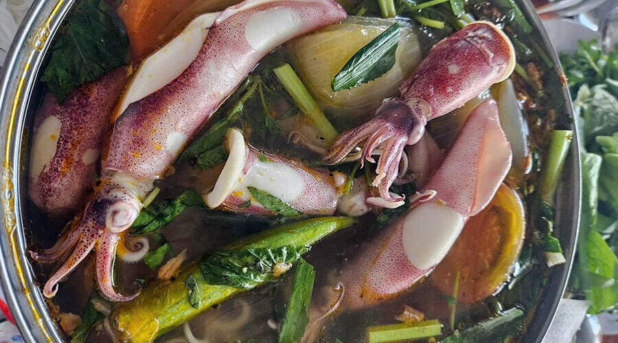 squid hotpot