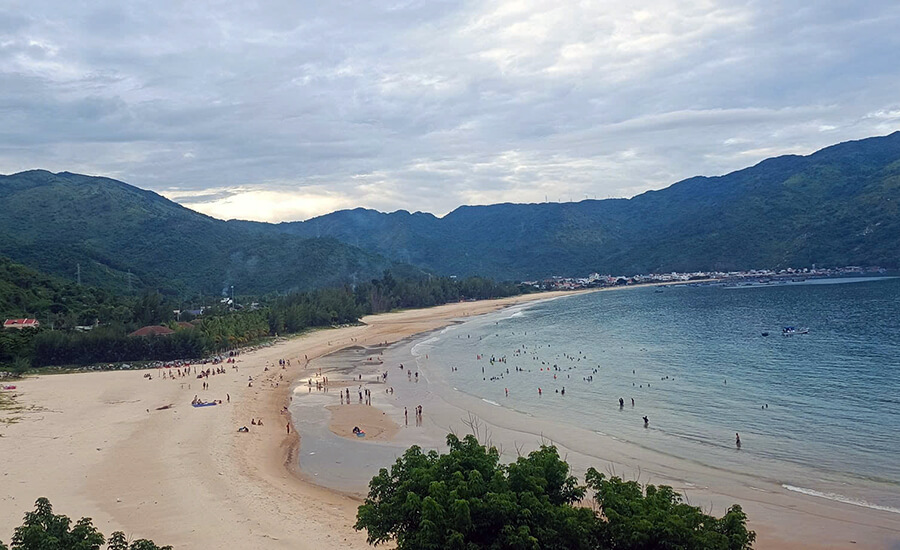 Dai Lanh Beach