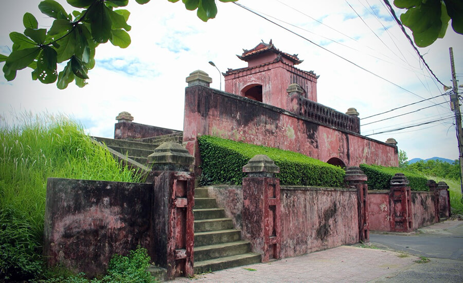 Dien Khanh Citadel