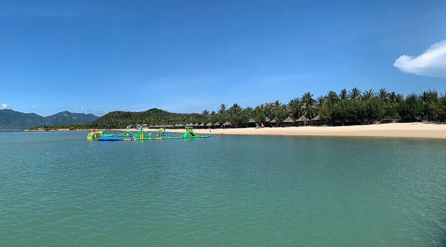 Lao islet