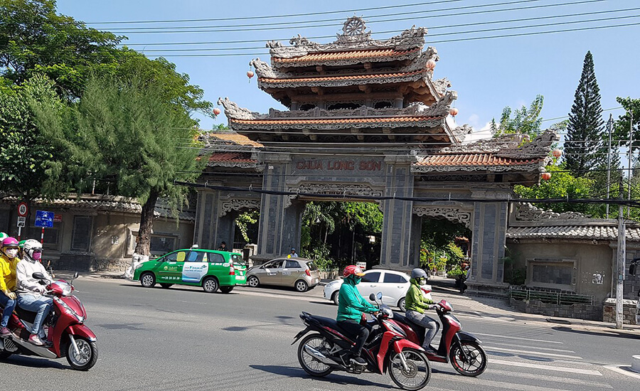 Long Son pagoda