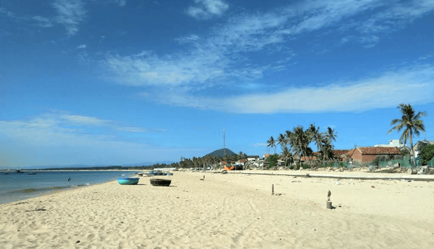 Long Thuy Beach