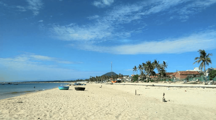 Long Thuy Beach