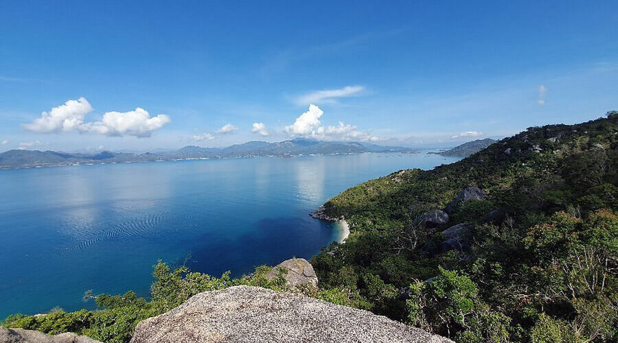 Ninh Van Bay