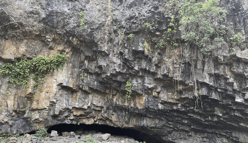 Vuc Hom Waterfall