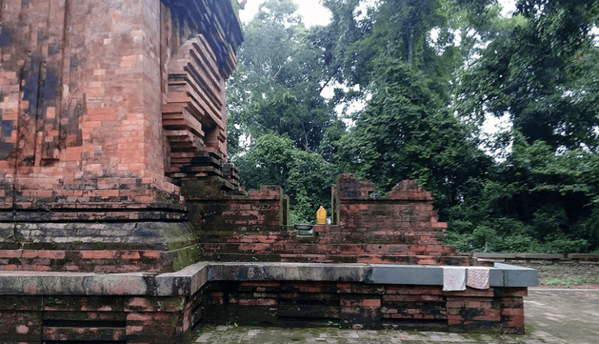 Yang Prong Tower