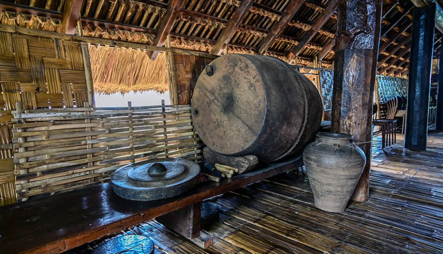Ako Dhong Village
