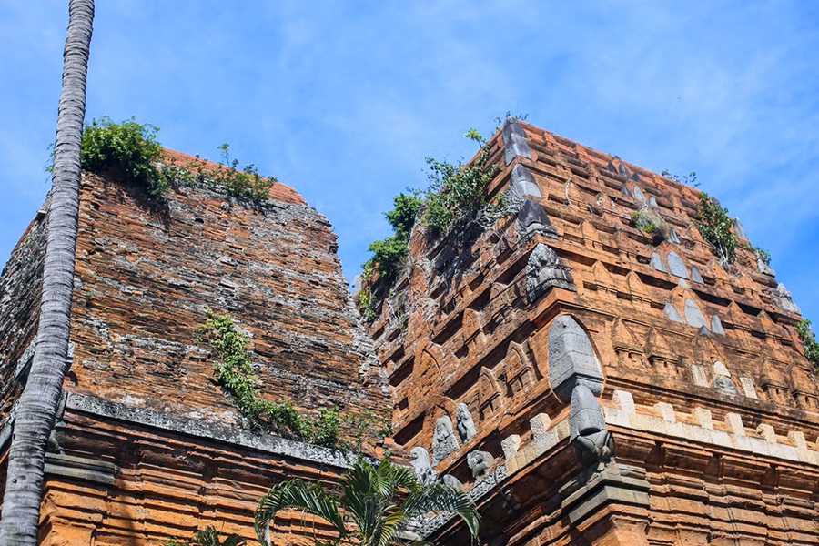 Doi Tower