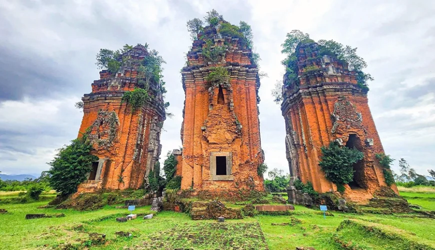 Duong Long Tower