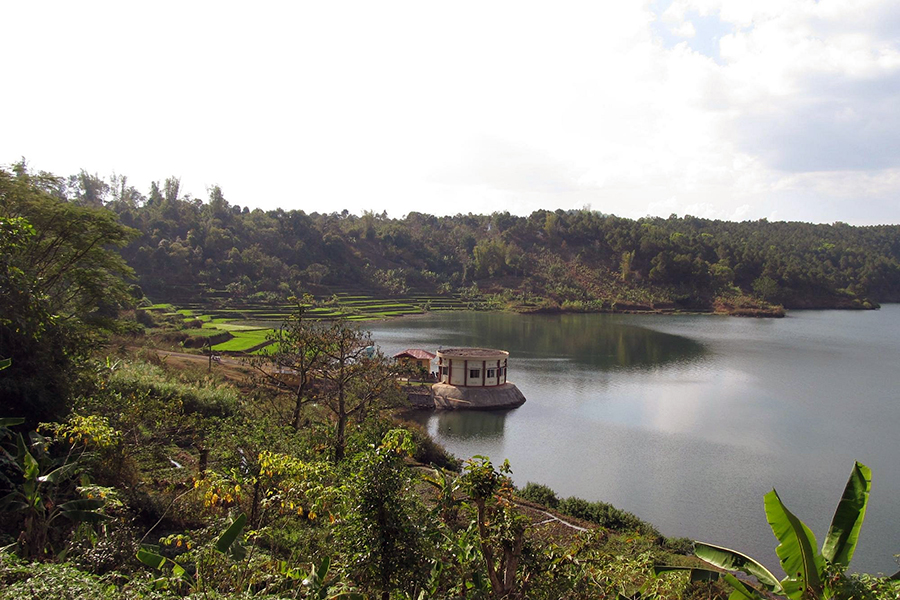 T'Nung Lake