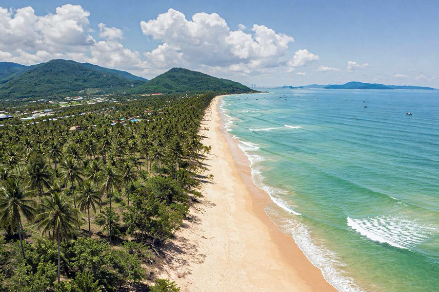 Tam Quan Beach