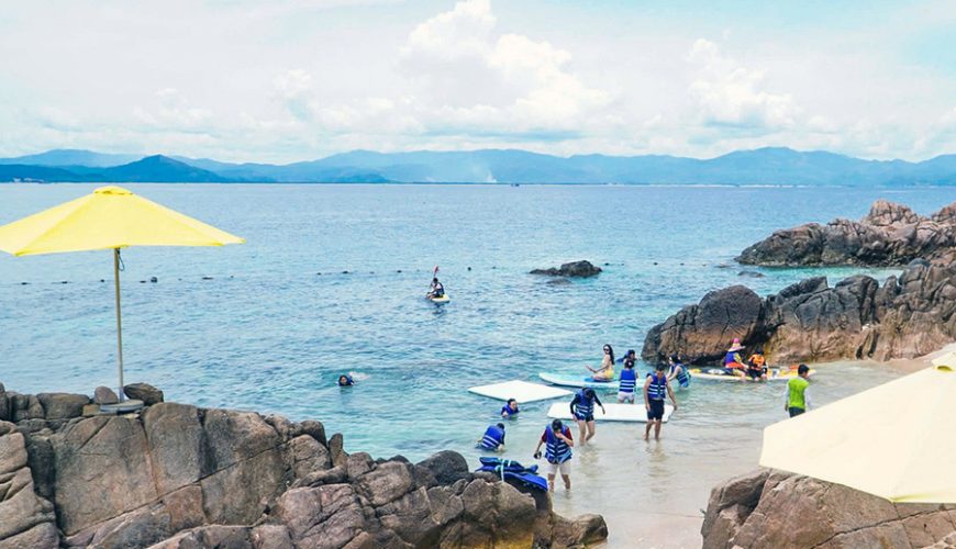 Xanh Island