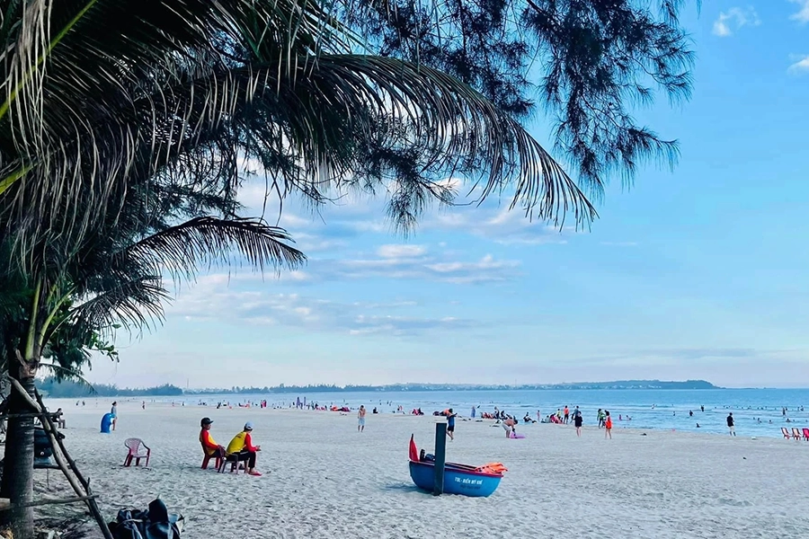 My Khe Beach
