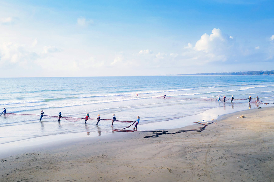 My Khe Beach (Quang Ngai)