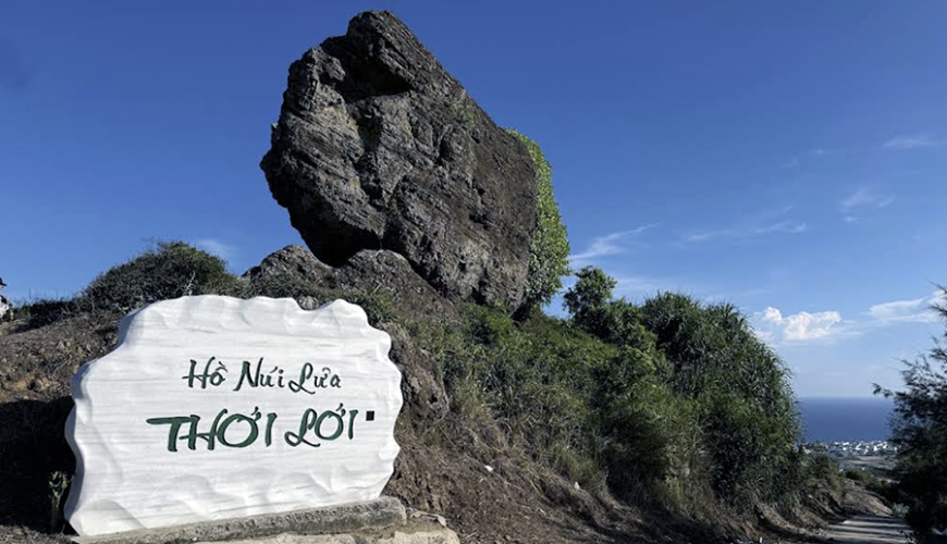 Thoi Loi Mountain