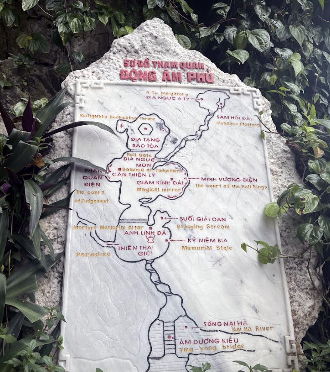 Am Phu Cave