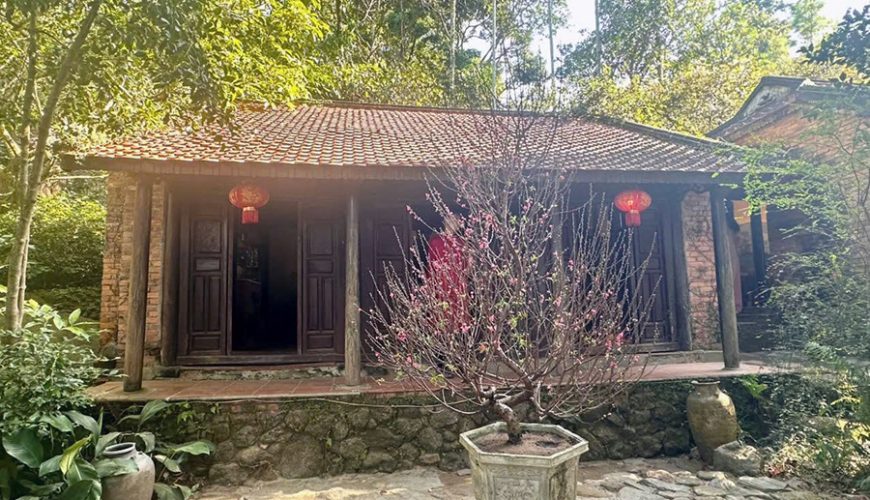 Dong Dinh Museum