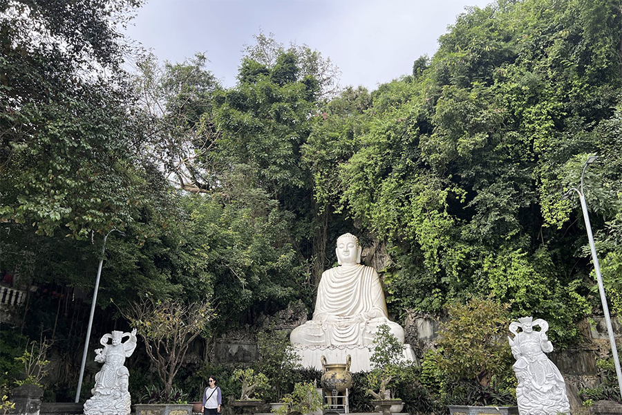 Linh Ung Pagoda - Non Nuoc