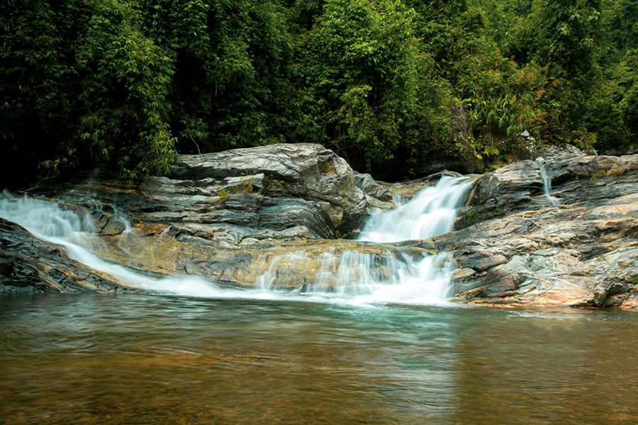 Minh Long White Waterfall