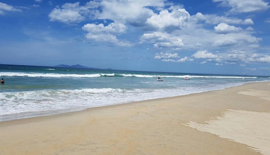 Non Nuoc Beach
