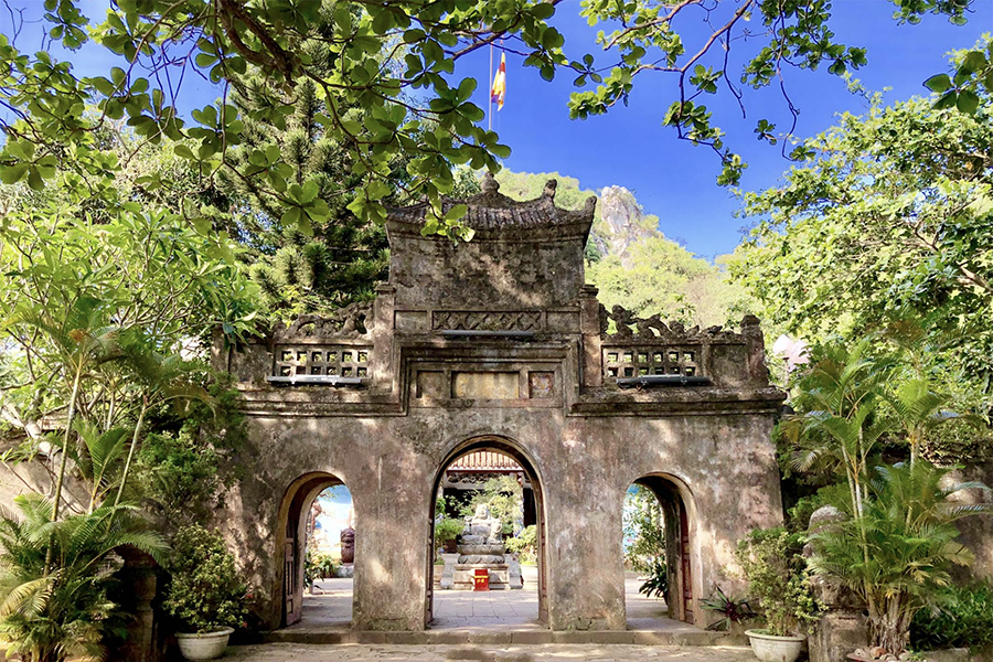 Tam Thai Pagoda