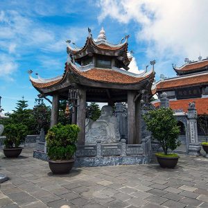 Linh Phong Zen Pagoda