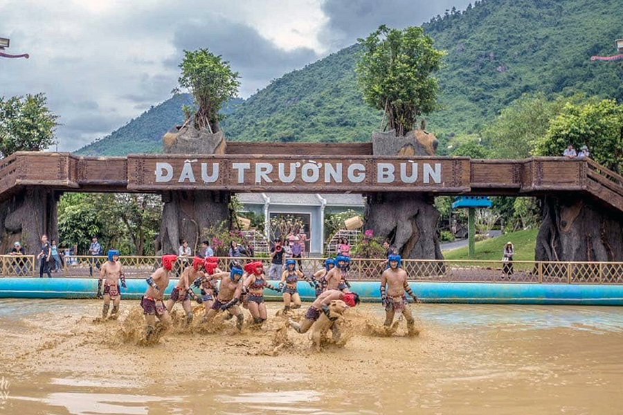 Than Tai Mountain Hot Spring Park